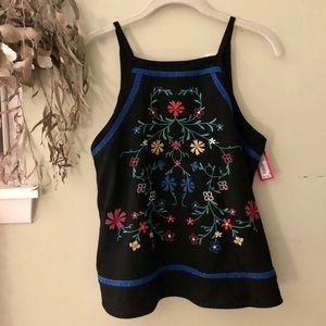 Retro embroidered tank top